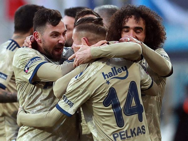 Yıldız Futbolcunun Menajerinden Fenerbahçe Yönetimine Sert Sözler!