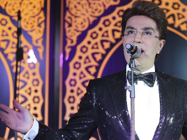 Yılmaz Morgül sahneden Yıldız Tilbe'ye ilan-ı aşk edince konserdeki seyirciler neye uğradığını şaşırdı!