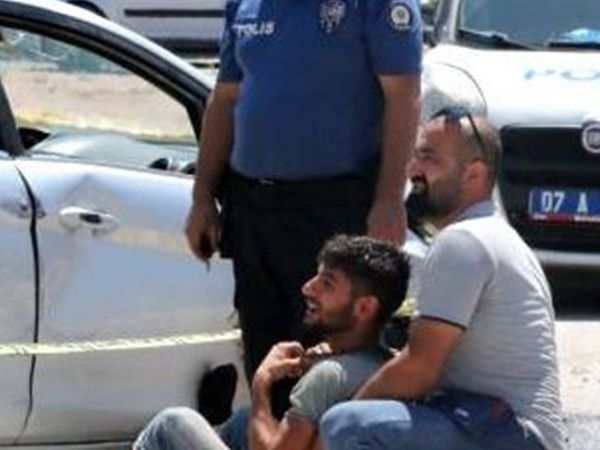 13 Yaşındaki Çocuğun Kullandığı Araç Kaza Yaptı 15 Yaşındaki Arkadaşı Aracın Altında Kaldı!
