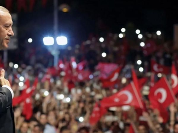15 Temmuz ruhu Türkiye'de! Milyonlar Saraçhane'de buluşuyor! Başkan Erdoğan'dan birlik mesajı geldi!