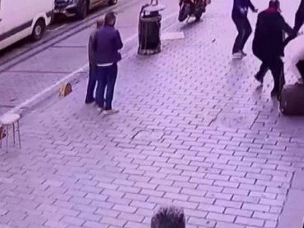 3 Milyon Dolarlık Gasp Girişimi Kameraya Yansıdı! Canları Pahasına Korudular