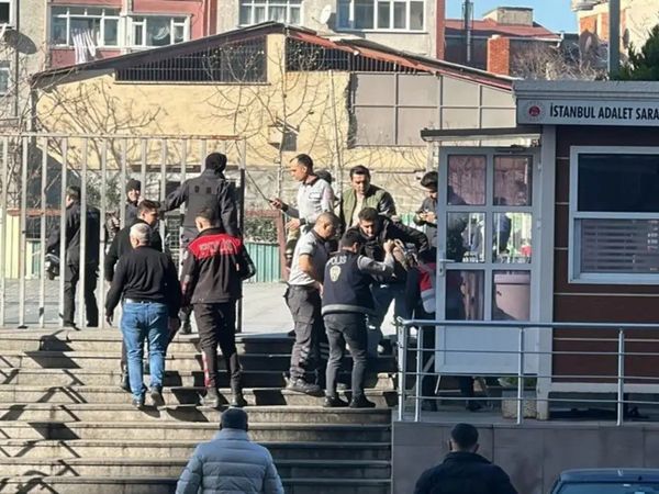 Adalet Sarayı'ndaki saldırıya ait güvenlik kamerası görüntüleri ortaya çıktı