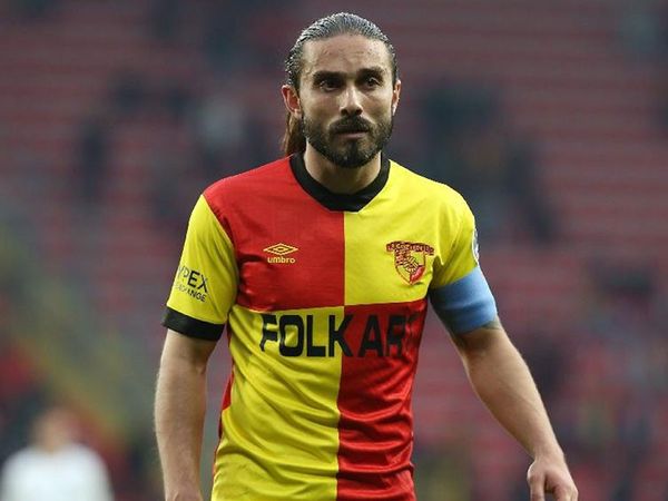 Adı Süper Lig devleriyle anılan Halil Akbunar Belçika ekiplerinden Westerlo'ya transfer oldu!