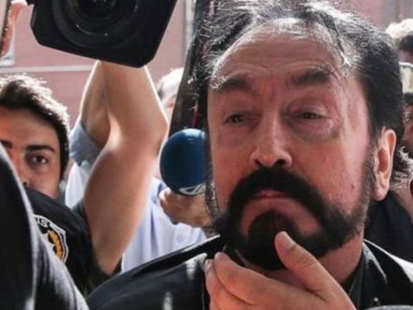 1075 Yıl Hapis Cezası Alan Oktar Gözyaşlarına Boğuldu