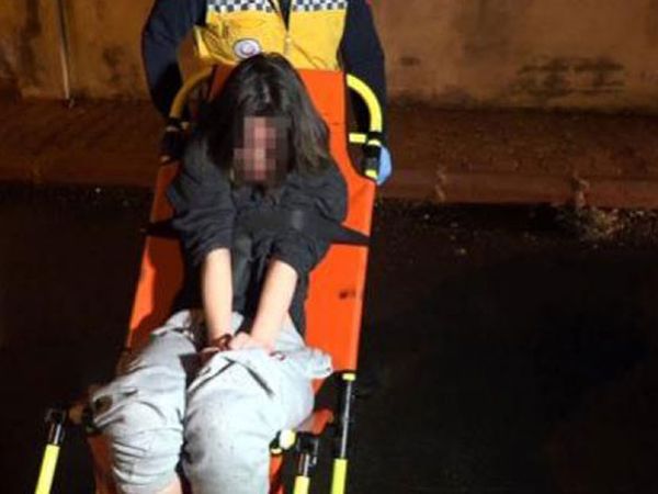 Ailenin Aradığı Genç Kız Evinde Yüzü Kanlar İçinde Bulundu