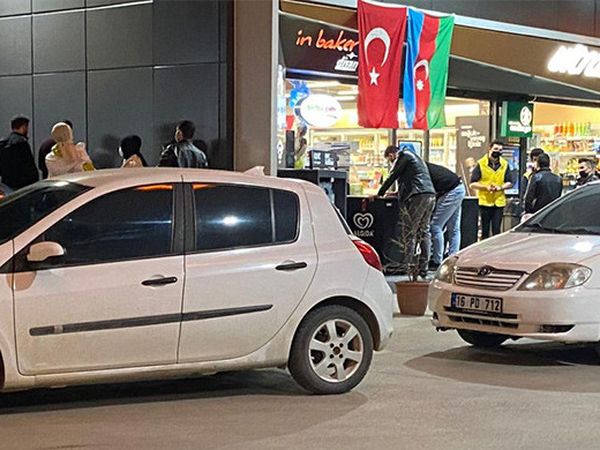 Akaryakıt İstasyonundaki 14 Kişiye 44 Bin TL Ceza