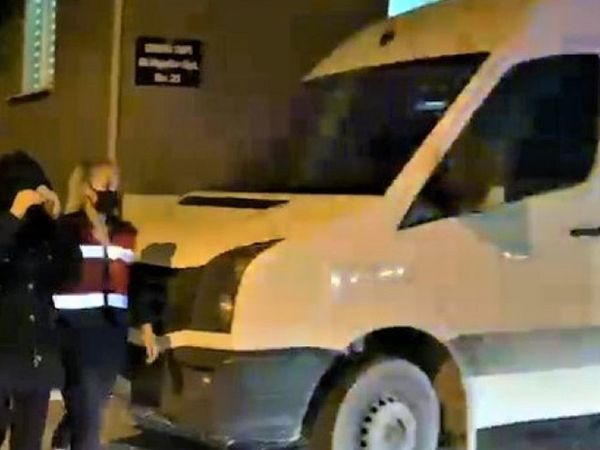 Akılamaz Olay Kayseri'de Yaşandı! Evli Adam, Sosyal Medyadan Tanıştığı Kızı Kaçırdı