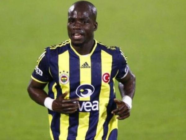 Alex de Souza ve Stephen Appiah İşbirliği İle Muhteşem Bir Gol!