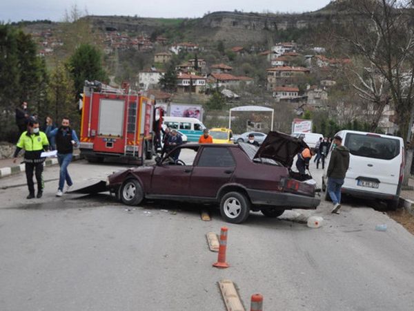  Alkollü Sürücü Kaza Yaptı: 5 Kişiyi Yaralandı