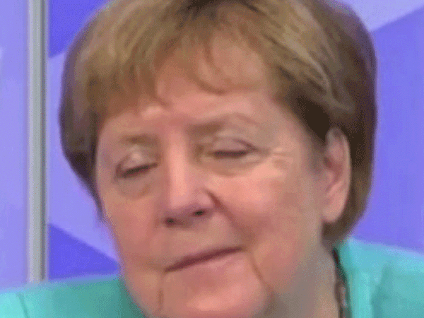 Almanya Başbakanı Angela Merkel'in Olay Olan Görüntüleri