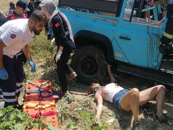 Antalya Manavgat’ta korkunç kaza! Turist taşıyan safari cip uçuruma yuvarlandı! Çok sayıda ölü ve yaralı var!