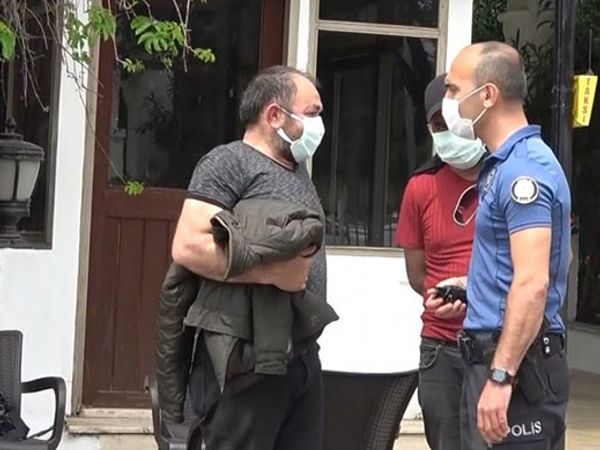 Antalya’da Ceza Kesilen Adam Ekipleri Tehdit Etti