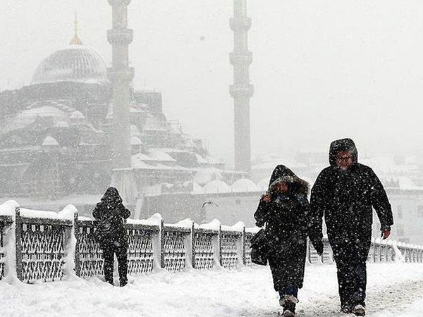 Aybar kar fırtınası nedir, etkileri neler? İstanbul’a kar ne zaman yağacak? Uzmanlardan Aybar kar fırtınası uyarısı