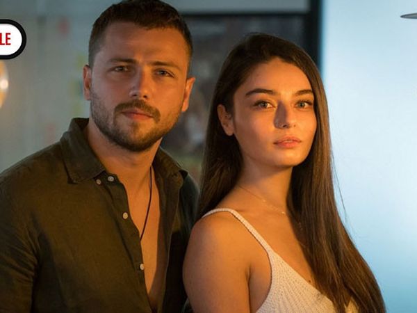Ayça Ayşin Turan ile Tolga Sarıtaş’ın Eğlenceli Set Halleri