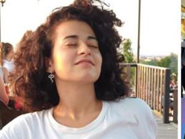 Azra'nın Cenazesinde Yürek Burkan Detay!