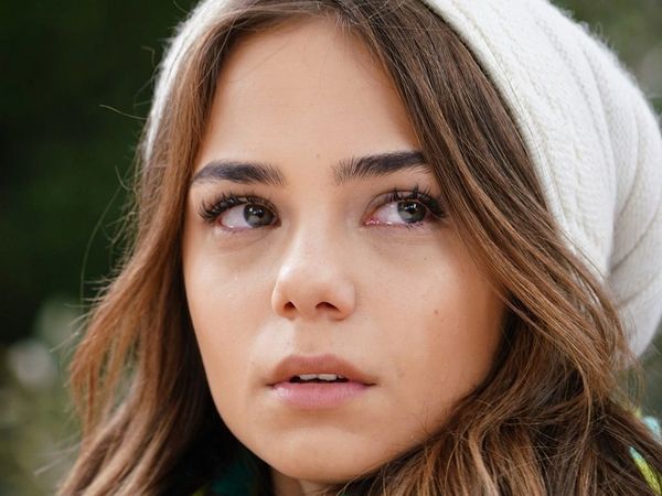 Bahar Şahin, Şeyma Subaşı'nı Ti'ye Aldı!