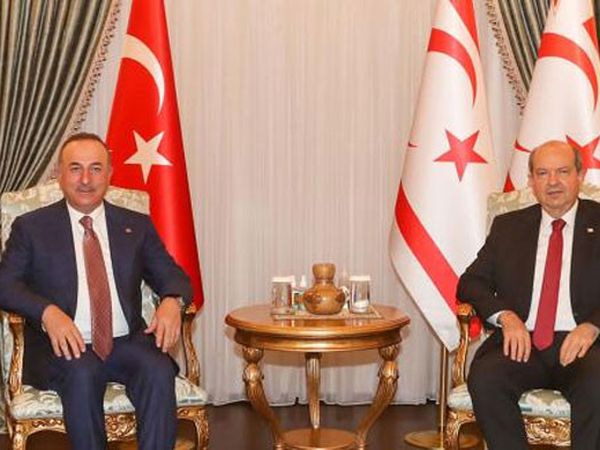 Bakan Çavuşoğlu KKTC Cumhurbaşkanı Tatar Kıbrıs'ta Görüştü