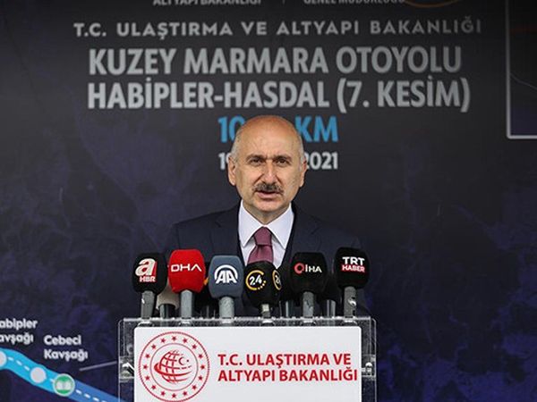 Bakan Karaismailoğlu, Kuzey Marmara Otoyolu Şantiyesinde Konuştu