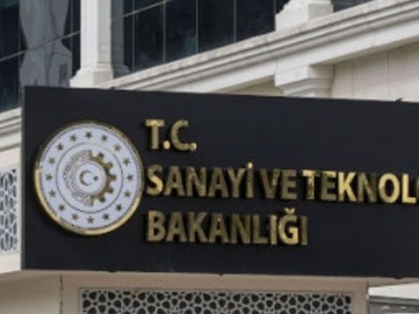 Bakan Varank Tamamen Türk Mühendislerinin Ürünü Olan Burun Topunun Atak Helikopterine Ekleneceğini Açıkladı!