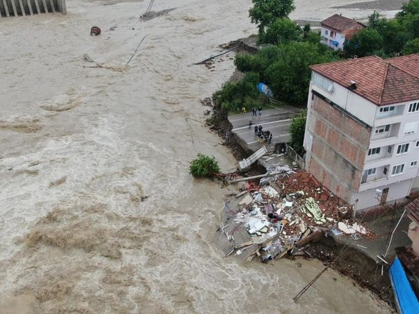 Bartın'da Kozcağız beldesinde meydana gelen sel felaketinin bilançosu dron ile görüntülendi! Felaketin Bilançosu Ağır!