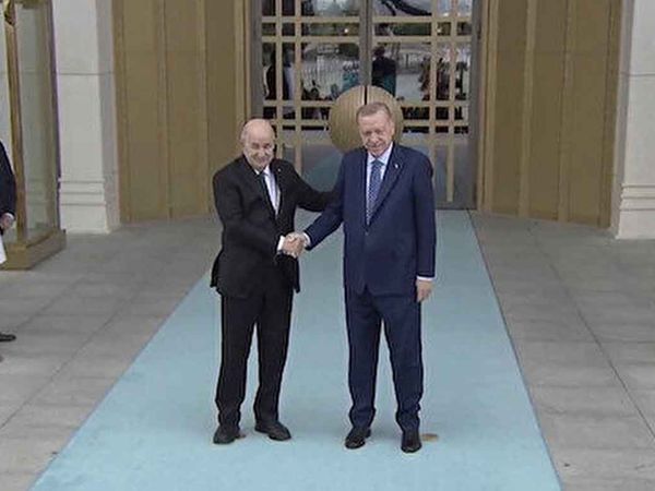 Başkan Recep Tayyip Erdoğan, Cezayirli mevkidaşı Abdülmecid Tebbun'u Ankara'da resmi törenle karşıladı!