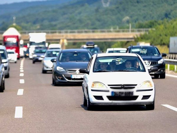 Bayram önce Bolu Dağı'nda uzun araç kuyrukları oluştu: Arıza yapan araç sayısı bir hayli fazla!