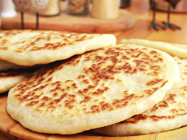 Bazlama Tost Nasıl Yapılır?