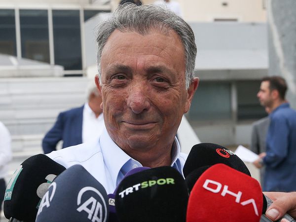 Beşiktaş;'ta Ahmet Nur Çebi'den yeni sezon öncesi transfer açıklaması