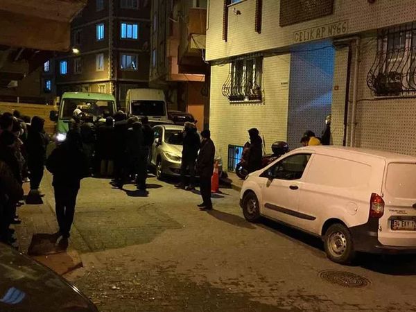 Beyoğlu'nda Korkunç Olay: Doğal Gaz Borusuna Asılı Halde Bulundu!