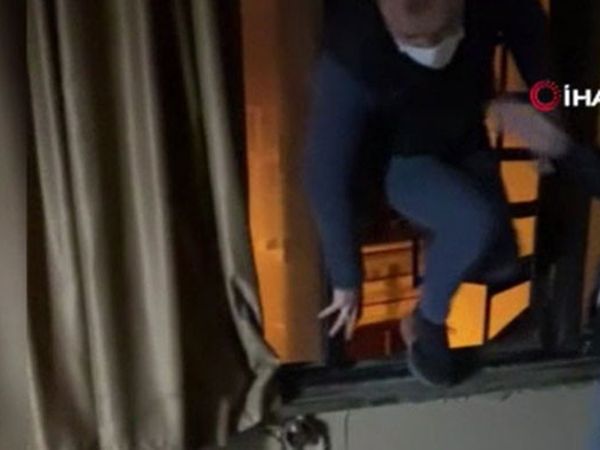 Beyoğlu’nda Polisten Kaçan Şahıs Camdan Atlamaya Kalktı