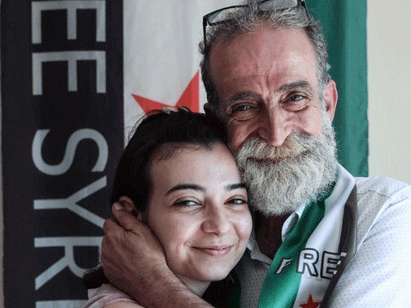 Birbirlerini 12 Yıldır Göremeyen Suriyeli Baba ve Kızı İstanbul'da Buluştu
