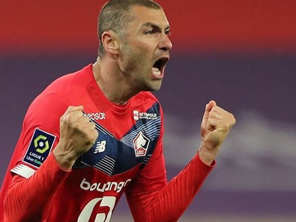 Burak Yılmaz'ın Görüntüleri Fransa'da Gündem Yarattı!