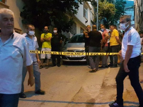 Bursa'da Ağabeyi ve Kardeşinin Tartışması Kanlı Bitti