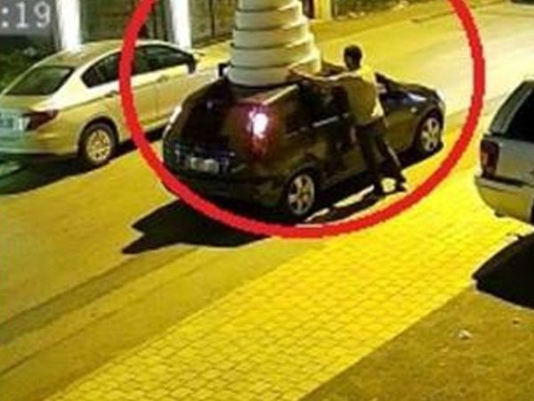 Bursa'da Bir Garip Hırsızlık: Maket Düğün Pastasını Çaldılar