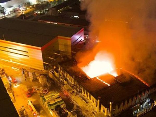 Bursa'da Kimyasal Fabrikada Yangın: Fabrika Kullanılamaz Hale Geldi!