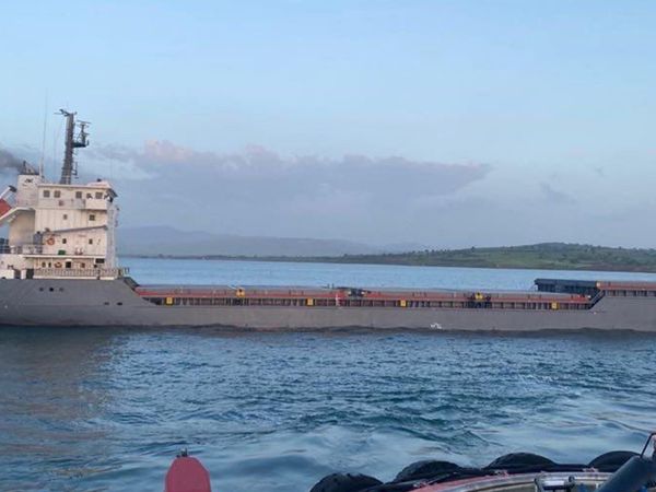 Çanakkale Boğazı’nda gemi yangını! Kurtarma ekipleri seferber oldu