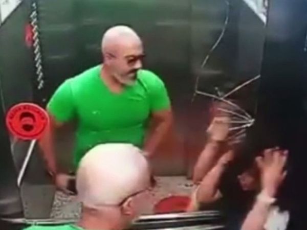 Cani Babanın Evladına Attığı Tokat Aynayı Çatlattı