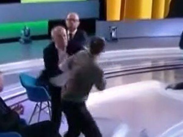 Canlı Yayında Tekme Tokat Kavga Çıktı: Milletvekli Putin'i Destekleyince Tokat Attı!