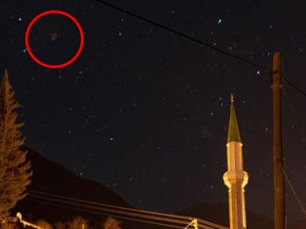 Çektiği Fotoğrafı Yakınlaştırınca Gördüklerine İnanamadı
