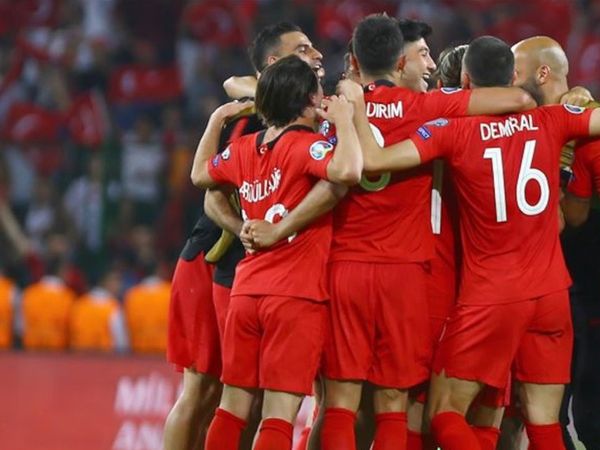 Celta Vigo Forması Giyen Okay Yokuşlu, La Liga'ya Röportaj Verdi!