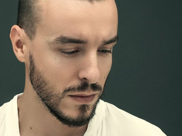 Cem Adrian Kütüphane Projesi İçin TikTok’ta Konser Verdi