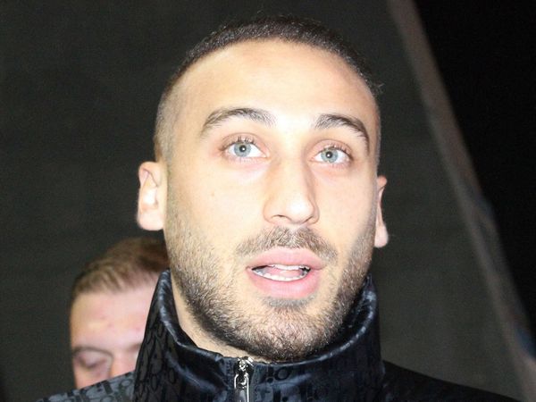 Cenk Tosun'dan transfer ve sakatlık açıklaması!