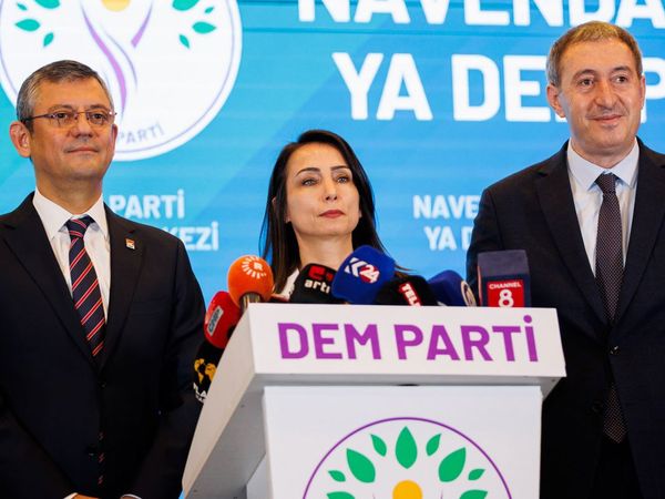CHP Genel Başkanı Özel: DEM Partiyle bayramlaşmakla övünüyoruz!