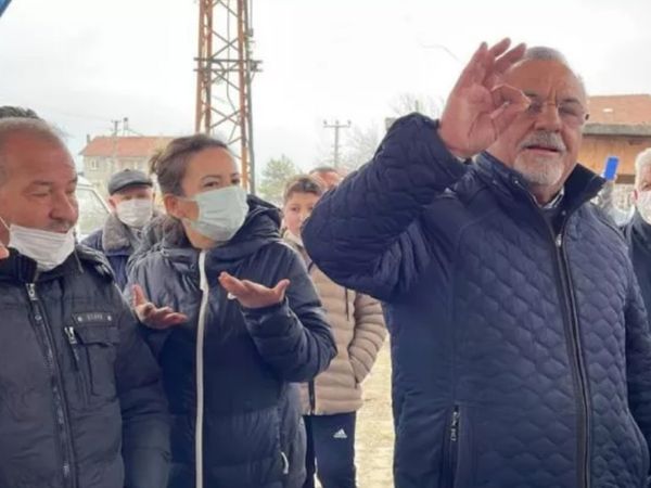 CHP Şaşırtmadı! Başkandan Vatandaşa Toprak Cevabı: Bir Büyük Rakıya Sattım