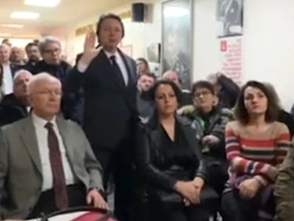 CHP'de yerel seçim depremi: Salonda Özgür Özel'in sözleri hatırlatılınca tansiyon yükseldi