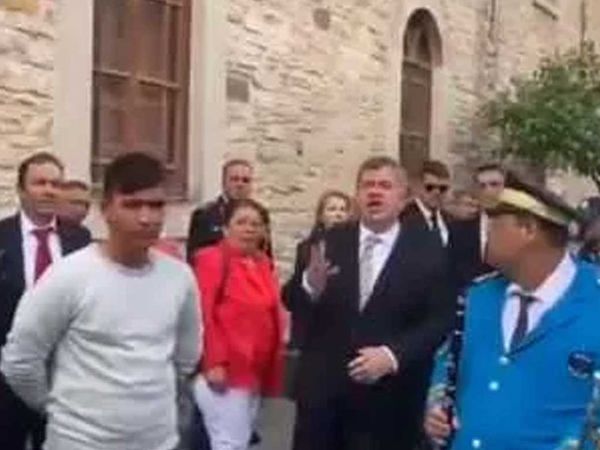 CHP'li Çeşme Belediye Başkanı Muammer Ekrem Oran'dan skandal tavır: O anlar kameralara yansıdı!