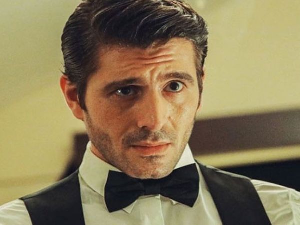 Cihangir Ceyhan, Neredesin Sen Şarkısını Seslendirdi