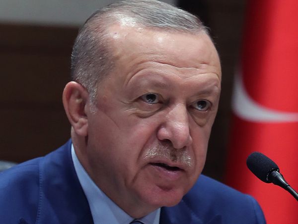Cumhurbaşkanı Erdoğan Müjdeyi Açıkladı: KKTC'ye Külliye Parlamento ve Millet Bahçesi