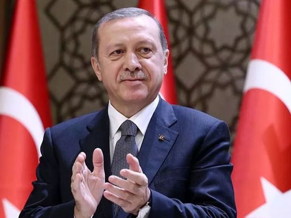 Cumhurbaşkanı Erdoğan'dan Filenin Efelerine Tebrik Telefonu