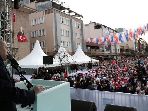 Cumhurbaşkanı Erdoğan'dan Önemli Açıklamalar: Enflasyonu Da Faizi De İndireceğiz!